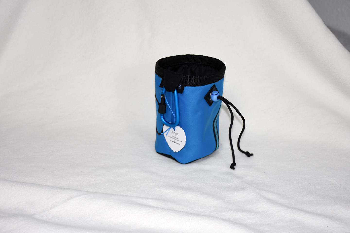 Artikel: CB3312 / Motiv: Doppelseil - ist Wasserabweisend / Farbe: türkisblau, schwarz / Material: Polypropylen, Softshell, Mixstoffe